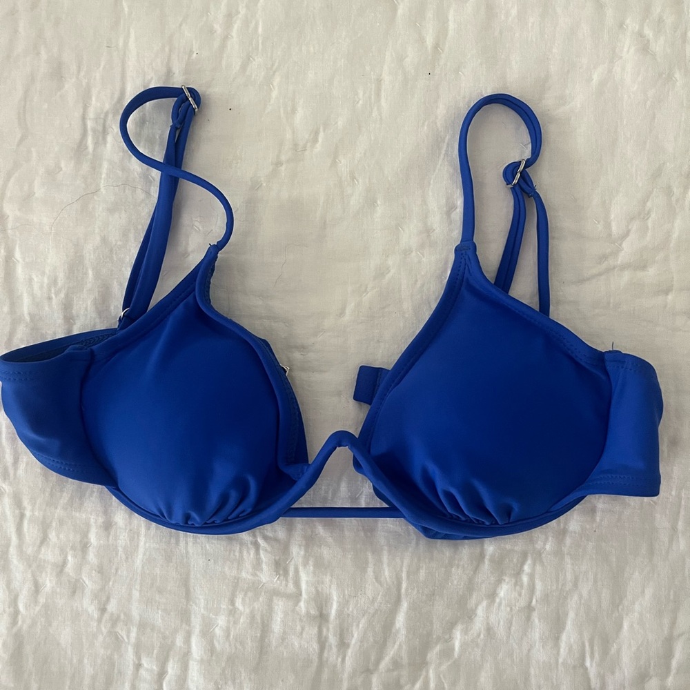 Xhilaration blue bathing suit top